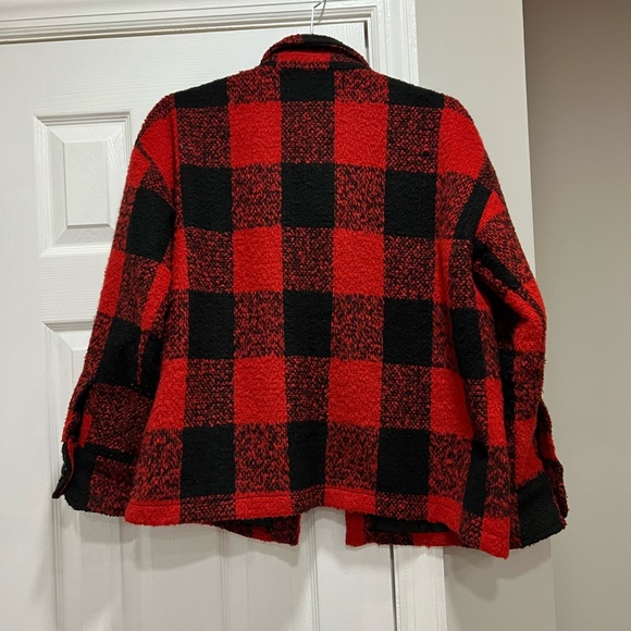 🚨Timeless Trend🚨 Buffalo Check and Plaids: Tuckernuck Shacket - Picture 3 of 5